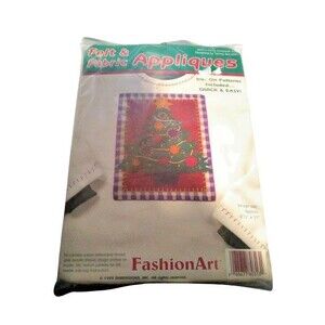 Dimensions 1996 Christmas Tree Felt & Fabric Applique Iron-On Kit 8.5" x 11"